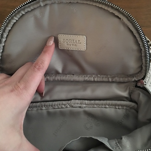 Sorial New York half moon shaped crossbody - Picture 2 of 4